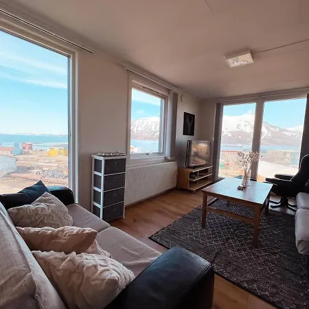 2-bedroom In With A View! 아파트 *