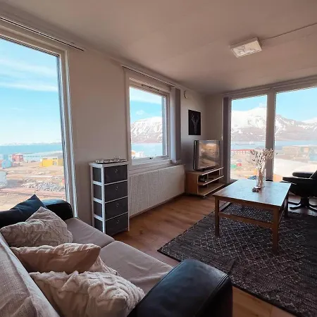 2-bedroom In With A View!