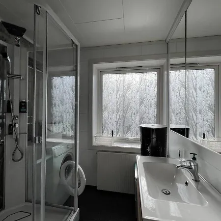2-bedroom In With A View! 아파트